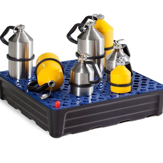 Denios bietet neu die Kleingebindewanne PE 01. Denios bietet neu die Kleingebindewanne PE 01.