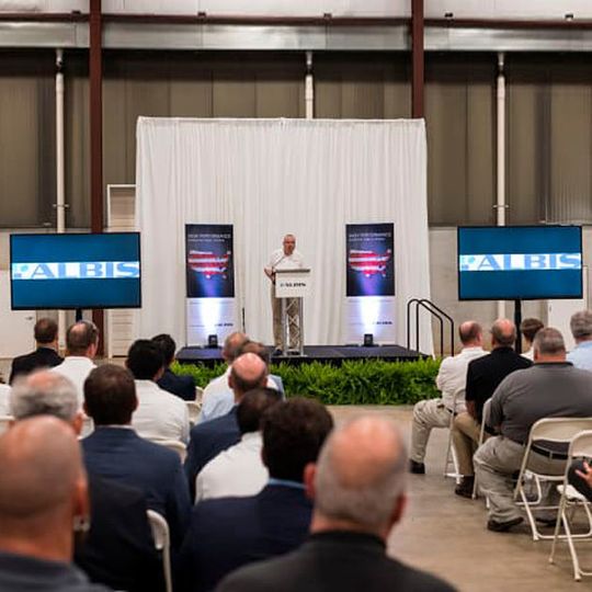 Die Albis Plastics Corporation hat am 31. August ein Produktionswerk in Duncan, South Carolina, USA, eröffnet. Die Albis Plastics Corporation hat am 31. August ein Produktionswerk in Duncan, South Carolina, USA, eröffnet.