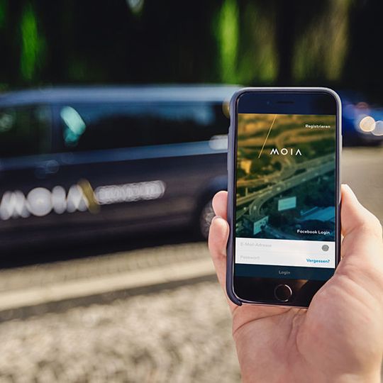 Volkswagens neue Konzerntochter Moia, die für Mobilitätsdienstleistungen zuständig ist, testet ab Oktober einen neuen Shuttle-Dienst in Hannover. Volkswagens neue Konzerntochter Moia, die für Mobilitätsdienstleistungen zuständig ist, testet ab Oktober einen neuen Shuttle-Dienst in Hannover.