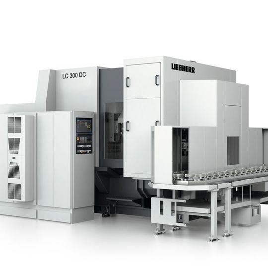 Die Wälzfräsmaschine LC 300 DC mit integrierter ChamferCut-Einheit Die Wälzfräsmaschine LC 300 DC mit integrierter ChamferCut-Einheit
