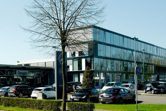 Senger-Gruppe fokussiert sich seit Jahren auf die Fabrikate des Daimler- und des VW-Konzerns. Senger-Gruppe fokussiert sich seit Jahren auf die Fabrikate des Daimler- und des VW-Konzerns.