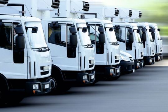 Wer beruflich mit Kälteanlagen für Nutzfahrzeuge zu tun, der sollte sich hier zwingend über Neuerungen informieren – diese betreffen Bereiche von der Schulung bis zur Dichtheitskontrolle. Wer beruflich mit Kälteanlagen für Nutzfahrzeuge zu tun, der sollte sich hier zwingend über Neuerungen informieren – diese betreffen Bereiche von der Schulung bis zur Dichtheitskontrolle.