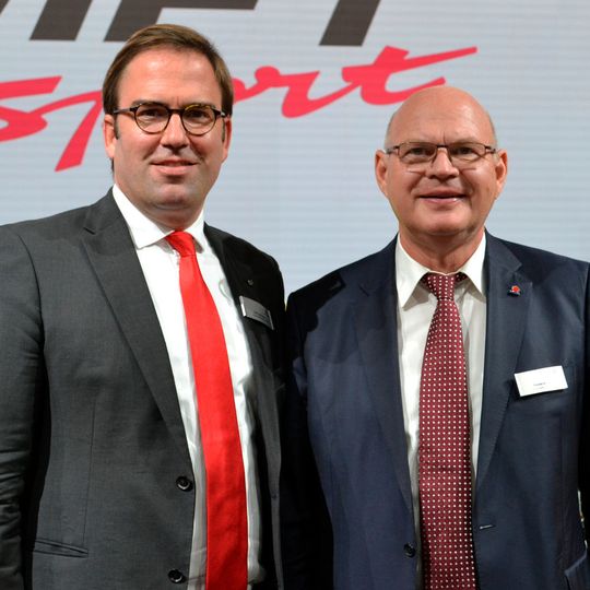 Noch im Doppelpack bei Suzuki an Bord: Felix von Eynern (li.) und Thomas Wysocki. Noch im Doppelpack bei Suzuki an Bord: Felix von Eynern (li.) und Thomas Wysocki.