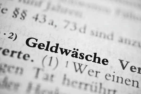 Die Vorschriften hinsichtlich Geldwäsche hat der Gesetzgeber drastisch verschärft.