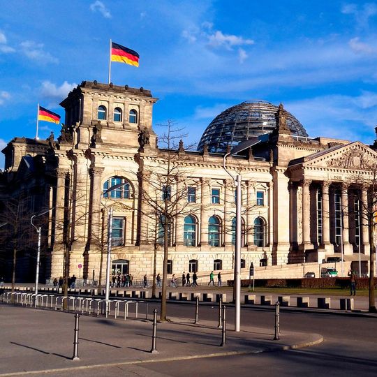 TeleTrusT, der Bundesverband IT-Sicherheit e.V. hat die Wahlprogrammaussagen der Parteien zur Bundestagswahl 2017 beim Thema IT-Sicherheit verglichen. TeleTrusT, der Bundesverband IT-Sicherheit e.V. hat die Wahlprogrammaussagen der Parteien zur Bundestagswahl 2017 beim Thema IT-Sicherheit verglichen.