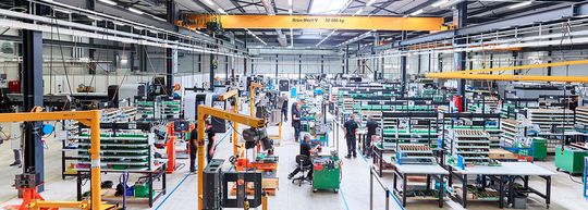 Désormais les machines connectées et intelligentes sont au cœur des réflexions sur l’évolution de l’industrie. Désormais les machines connectées et intelligentes sont au cœur des réflexions sur l’évolution de l’industrie.