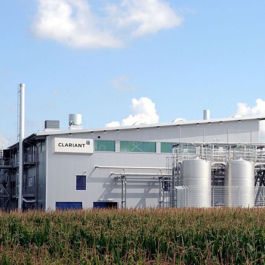 Enviral intends to design, build and operate a new full scale commercial cellulosic ethanol plant at its Leopoldov site with Clariant's sunliquid technology. Enviral intends to design, build and operate a new full scale commercial cellulosic ethanol plant at its Leopoldov site with Clariant's sunliquid technology.