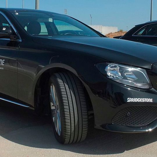 Der Turanza T005 soll dem Michelin Primacy 4 oder dem Conti Premium Contact 6 Konkurrenz machen.