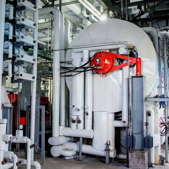 Die EPC Group plant und realisiert Infrastrukturprojekte und Industrieanlagen in den Bereichen Chemie und Pharma, Polymere und Fasern, Technische Gase, Biotechnologie sowie Erneuerbare Energien. Die EPC Group plant und realisiert Infrastrukturprojekte und Industrieanlagen in den Bereichen Chemie und Pharma, Polymere und Fasern, Technische Gase, Biotechnologie sowie Erneuerbare Energien.
