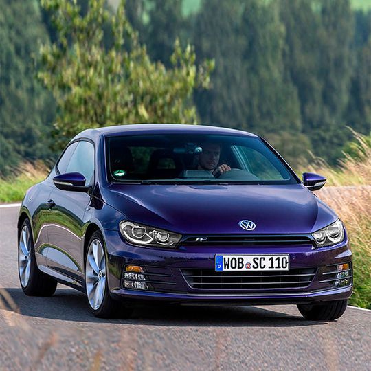 VW will den Scirocco einstellen. Nach neun Jahren auf dem Markt soll das Modell bis 2018 auslaufen. VW will den Scirocco einstellen. Nach neun Jahren auf dem Markt soll das Modell bis 2018 auslaufen.