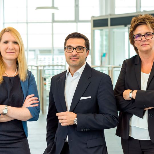 Die neuen Geschäftsführer: (v.li.) Dr. Corinna Asmus, Matteo Carlesso und Judith Habermann.