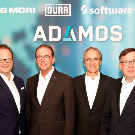 Die Adamos Gründer (v.l.): Christian Thönes, Vorstandsvorsitzender der DMG Mori, Ralf W. Dieter, Vorstandsvorsitzender der Dürr AG, Karl-Heinz Streibich, Vorstandsvorsitzender der Software AG und Thomas Spitzenpfeil, Vorstand der Carl Zeiss AG. Die Adamos Gründer (v.l.): Christian Thönes, Vorstandsvorsitzender der DMG Mori, Ralf W. Dieter, Vorstandsvorsitzender der Dürr AG, Karl-Heinz Streibich, Vorstandsvorsitzender der Software AG und Thomas Spitzenpfeil, Vorstand der Carl Zeiss AG.