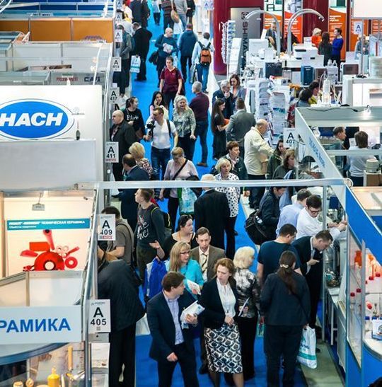 More than 200 exhibitors from nearly 20 countries presented their products at the Analytika Expo 2017. More than 200 exhibitors from nearly 20 countries presented their products at the Analytika Expo 2017.