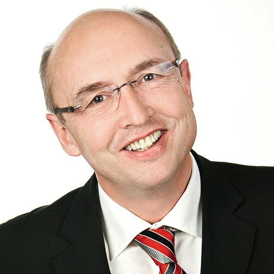 Bernhard Hopp, Vice President, Cancom Bernhard Hopp, Vice President, Cancom