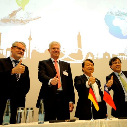 Taiwan and German delegates at the Smart Machinery Forum. . Taiwan and German delegates at the Smart Machinery Forum. .