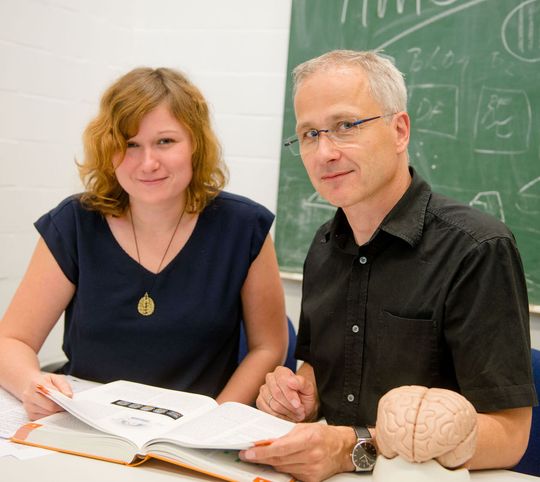 Sabrina Schenk und Boris Suchan haben die Lernleistung von Computerspielern getestet. Sabrina Schenk und Boris Suchan haben die Lernleistung von Computerspielern getestet.