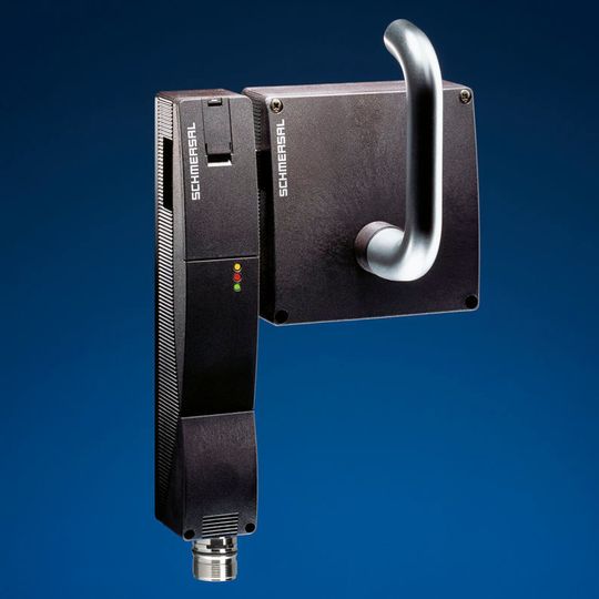Die Sicherheitszuhaltung AZM201 mit Türgriffbetätiger gibt es jetzt mit integrierter RFID-Technik. Die Sicherheitszuhaltung AZM201 mit Türgriffbetätiger gibt es jetzt mit integrierter RFID-Technik.