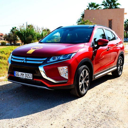 Der Mitsubishi Eclipse Cross startet Ende Januar bei 21.990 Euro. Der Mitsubishi Eclipse Cross startet Ende Januar bei 21.990 Euro.