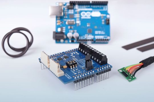 Mit dem Evaluation-Kit EBK7000 können Anwender erste Erfahrungen mit der magnetoresistiven Sensortechnik sammeln. Mit dem Evaluation-Kit EBK7000 können Anwender erste Erfahrungen mit der magnetoresistiven Sensortechnik sammeln.