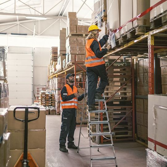 Normänderungen der DIN EN 131 sollen künftig für mehr Stand- und Arbeitssicherheit sorgen. Normänderungen der DIN EN 131 sollen künftig für mehr Stand- und Arbeitssicherheit sorgen.