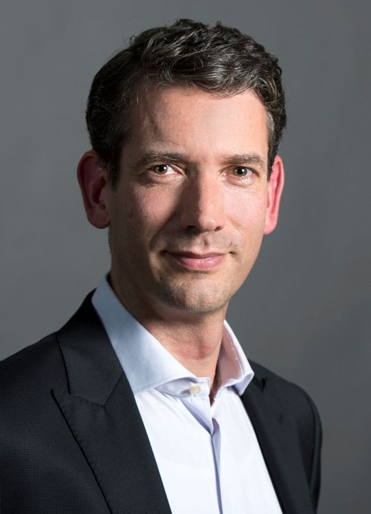 „Wir haben uns intensive Gedanken gemacht, was wir alles tun müssen, um die ganze Organisation in Richtung des zukünftigen Zustands zu bewegen“, Sascha Röhrig, Head of Project Management Office CPS bei Roche Diagnostics. „Wir haben uns intensive Gedanken gemacht, was wir alles tun müssen, um die ganze Organisation in Richtung des zukünftigen Zustands zu bewegen“, Sascha Röhrig, Head of Project Management Office CPS bei Roche Diagnostics.
