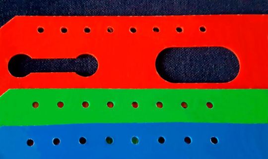 Kager bietet die Fertigung maßgeschneiderter, kundenspezifischer 2D-Formteile aus Weich-PVC an. Kager bietet die Fertigung maßgeschneiderter, kundenspezifischer 2D-Formteile aus Weich-PVC an.