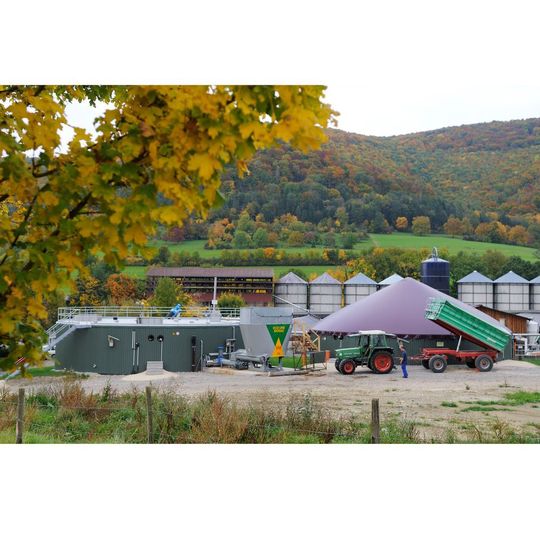 Biogasanlage der Universität Hohenheim auf der Versuchsstation „Unterer Lindenhof". Biogasanlage der Universität Hohenheim auf der Versuchsstation „Unterer Lindenhof".