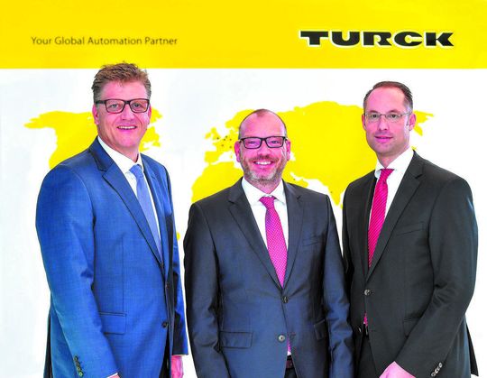 Ab 01. März 2018 wird sich Ulrich Turck aus der Geschäftsführung zurückziehen. Christian Pauli, Guido Frohnhaus und Christian Wolf bilden dann die neue Geschäftsführung der Turck Holding (v.l.).