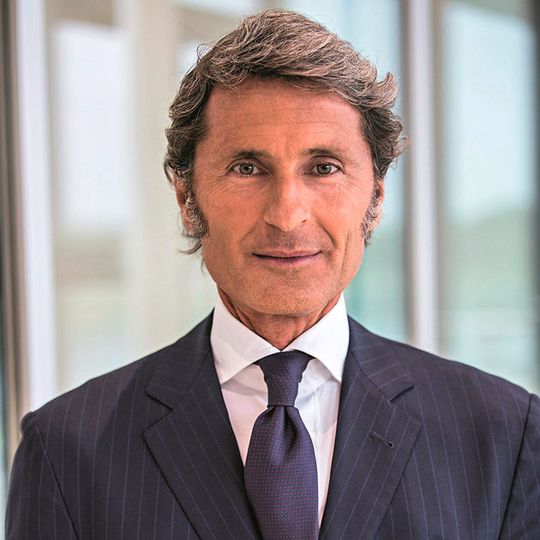 Mit Wirkung vom 1. Januar 2018 wird Stephan Winkelmann neuer Präsident von Bugatti. Mit Wirkung vom 1. Januar 2018 wird Stephan Winkelmann neuer Präsident von Bugatti.