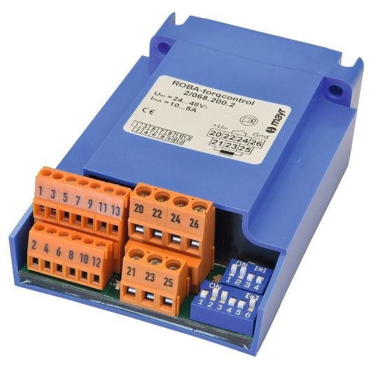 Mit dem Modul Roba-torqcontrol sind anpassbare Bremsreaktionen möglich und Maschinen können definiert zum Stillstand gebracht werden. Mit dem Modul Roba-torqcontrol sind anpassbare Bremsreaktionen möglich und Maschinen können definiert zum Stillstand gebracht werden.
