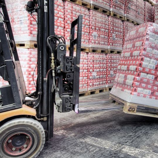 Der Einsatz von Antirutschpapier für Zwischenlagen kann die Verpackungsmenge um 30 bis 40 % reduzieren. Der Einsatz von Antirutschpapier für Zwischenlagen kann die Verpackungsmenge um 30 bis 40 % reduzieren.