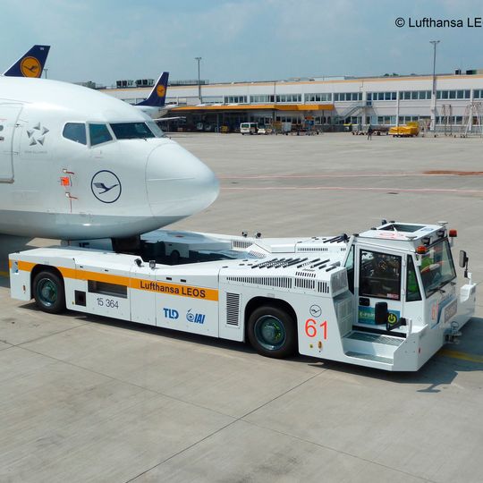 Beim „TaxiBot“ wird jedes einzelne Rad von einem eigenen Elektromotor angetrieben. Beim „TaxiBot“ wird jedes einzelne Rad von einem eigenen Elektromotor angetrieben.