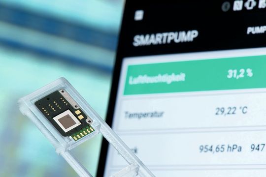Gerade einmal 25 Quadratmillimeter misst die derzeit weltweit kleinste Mikromembranpumpe. Gerade einmal 25 Quadratmillimeter misst die derzeit weltweit kleinste Mikromembranpumpe.