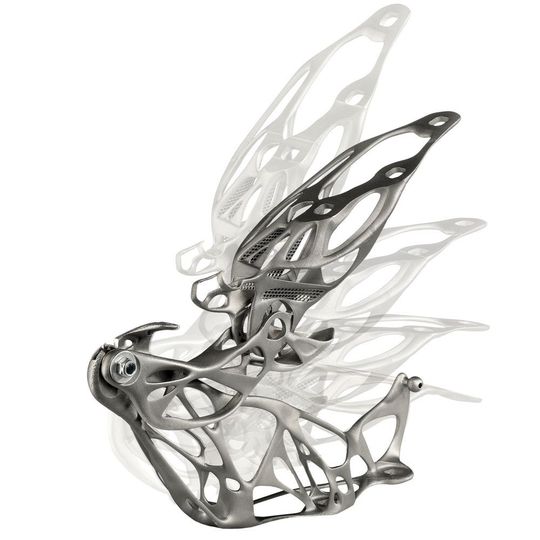 Das von EDAG in Zusammenarbeit mit Voestalpine Addive Manufacturing und mit Simufact Engineering konzeptionierte Light Hinge+ Haubenscharnier nutzt durch ein effizientes software-unterstütztes Engineering die Potentiale des Additive Manufacturing voll aus. Das von EDAG in Zusammenarbeit mit Voestalpine Addive Manufacturing und mit Simufact Engineering konzeptionierte Light Hinge+ Haubenscharnier nutzt durch ein effizientes software-unterstütztes Engineering die Potentiale des Additive Manufacturing voll aus.