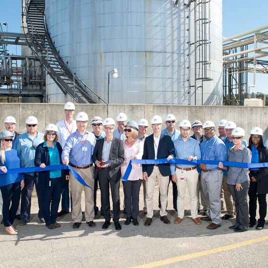 Opening ceremony of Akzo Nobel's LeMoyne sulfur derivatives plant in the US. Opening ceremony of Akzo Nobel's LeMoyne sulfur derivatives plant in the US.