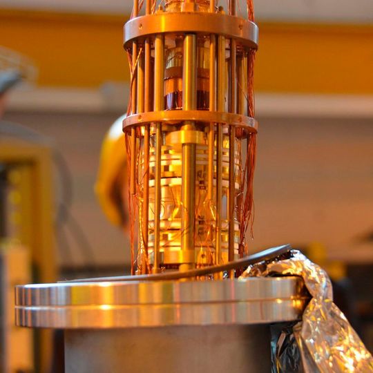 Mit dem ISOLTRAP Massenspektrometer können instabile Kerne vermessen werden. Mit dem ISOLTRAP Massenspektrometer können instabile Kerne vermessen werden.