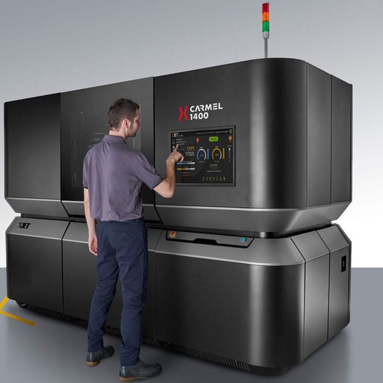 Der 3D-Drucker Carmel 1400 mit dem Nanoparticle-Jetting-Verfahren von Xjet. Der 3D-Drucker Carmel 1400 mit dem Nanoparticle-Jetting-Verfahren von Xjet.