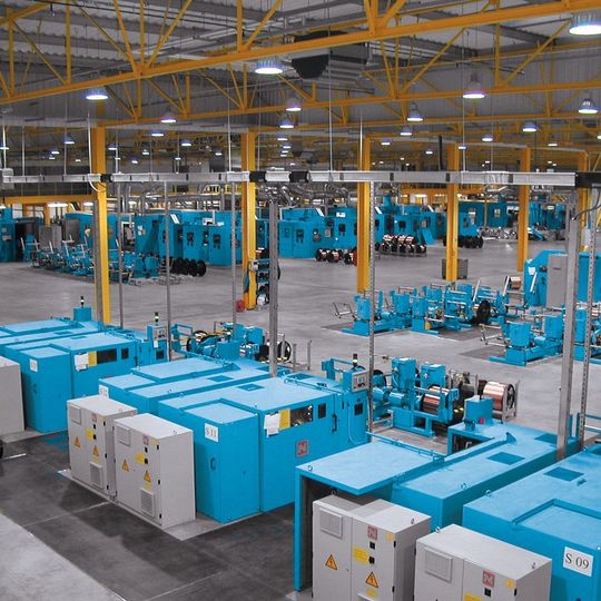 Bei Turnkey-Projekten stehen zig Niehoff-Maschinen in einer Halle. Schallschutz hat dabei höchste Priorität. Bei Turnkey-Projekten stehen zig Niehoff-Maschinen in einer Halle. Schallschutz hat dabei höchste Priorität.