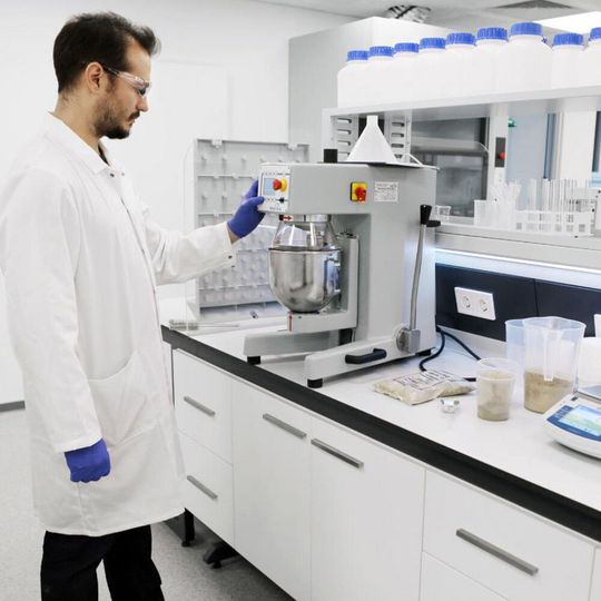 Practical test being performed at Wacker’s new technical center in Istanbul. Practical test being performed at Wacker’s new technical center in Istanbul.