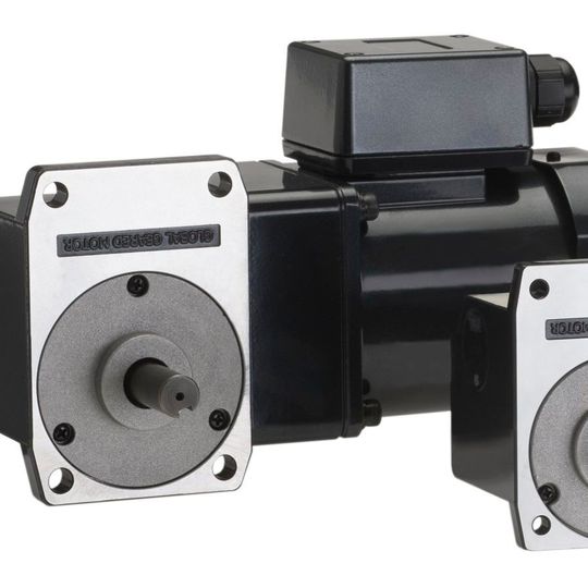 Koco Motion bietet das Winkelgetriebe BRH für die kleinen AC-Asynchronmotoren der K8-Baureihe mit einem Durchmesser von 80 mm und für die K9-Baureihe mit einem Durchmesser von 90 mm an. Koco Motion bietet das Winkelgetriebe BRH für die kleinen AC-Asynchronmotoren der K8-Baureihe mit einem Durchmesser von 80 mm und für die K9-Baureihe mit einem Durchmesser von 90 mm an.