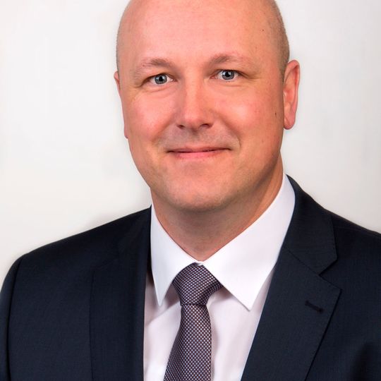 Markus Reinartz ist neuer technischer Geschäftsfeldleiter bei Zollern-Stahlprofile Markus Reinartz ist neuer technischer Geschäftsfeldleiter bei Zollern-Stahlprofile