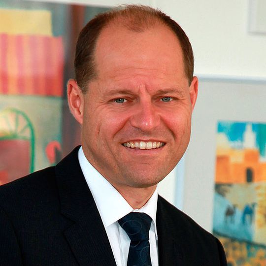 Zum 01. Januar 2018 beginnt Johannes Pfeffer als Sprecher der Geschäftsführung bei Ebm-Papst St. Georgen, einem Tochterunternehmen der Mulfinger Ebm-papst Gruppe. Zum 01. Januar 2018 beginnt Johannes Pfeffer als Sprecher der Geschäftsführung bei Ebm-Papst St. Georgen, einem Tochterunternehmen der Mulfinger Ebm-papst Gruppe.