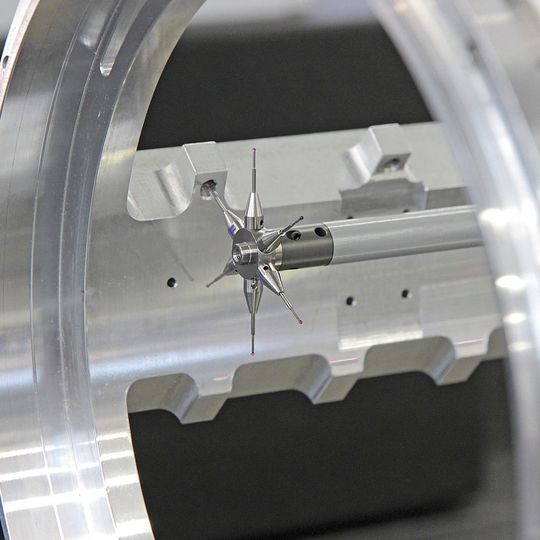 Tasterverlängerungen müssen biegesteif sein und sich sicher miteinander verbinden lassen. Zeiss Thermo-Fit Pro bietet Stabilität und Flexibilität. Tasterverlängerungen müssen biegesteif sein und sich sicher miteinander verbinden lassen. Zeiss Thermo-Fit Pro bietet Stabilität und Flexibilität.