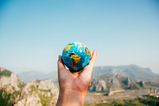 Die Ergebnisse einer aktuellen Studie ergeben, dass Deutsche lieber die Welt bereisen wollen, anstatt Karriere zu machen. Die Ergebnisse einer aktuellen Studie ergeben, dass Deutsche lieber die Welt bereisen wollen, anstatt Karriere zu machen.