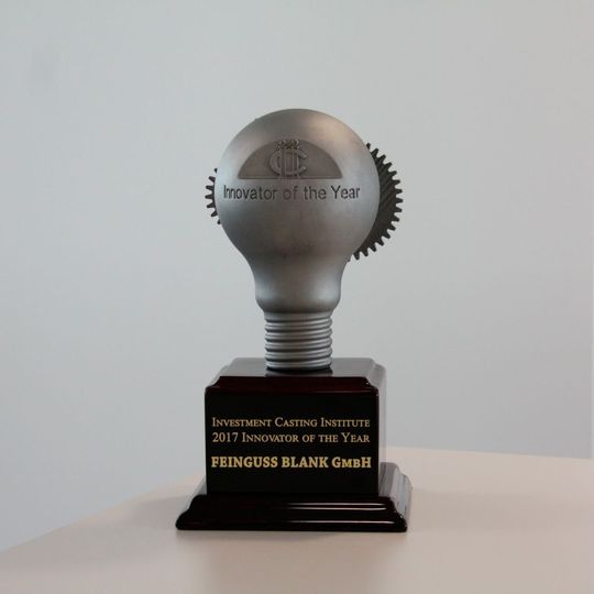 Feinguss Blank wurde vom Investment Casting Institute mit dem begehrten Preis „Innovator of the Year“ für die neue Technologie der Blank-ID ausgezeichnet. Feinguss Blank wurde vom Investment Casting Institute mit dem begehrten Preis „Innovator of the Year“ für die neue Technologie der Blank-ID ausgezeichnet.