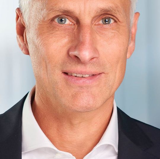 Oliver Schwarz, Geschäftsführer der ISG Information Services Group Germany Oliver Schwarz, Geschäftsführer der ISG Information Services Group Germany