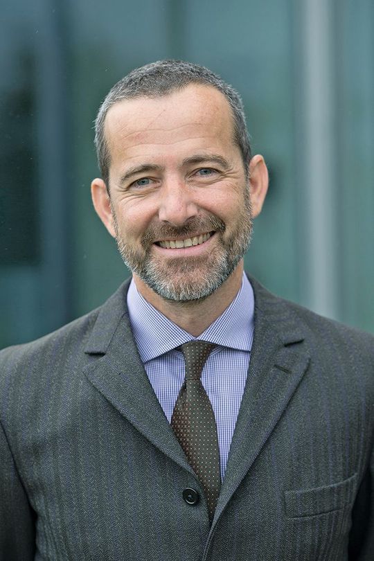 Dr. des. Rubén Rodriguez Startz wurde zum neuen Leiter des Weiterbildungszentrums der FHS St.Gallen gewählt. Er tritt die Nachfolge von Prof. Dr. Reto Eugster an, der sich zurückzieht. Rodriguez übernimmt per 1. Mai 2018 die Gesamtleitung des Weiterbildungszentrums. Dr. des. Rubén Rodriguez Startz wurde zum neuen Leiter des Weiterbildungszentrums der FHS St.Gallen gewählt. Er tritt die Nachfolge von Prof. Dr. Reto Eugster an, der sich zurückzieht. Rodriguez übernimmt per 1. Mai 2018 die Gesamtleitung des Weiterbildungszentrums.