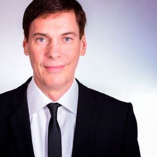 Jürgen Litz ist Geschäftsführer der cobra – computer’s brainware GmbH und sieht seinen Schwerpunkt in der strategischen Weiterentwicklung des deutschen CRM-Anbieters. Jürgen Litz ist Geschäftsführer der cobra – computer’s brainware GmbH und sieht seinen Schwerpunkt in der strategischen Weiterentwicklung des deutschen CRM-Anbieters.