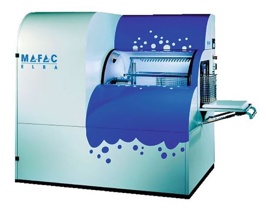 Mit ihrer 2-Bad-Technik will die Elba von Mafac überzeugen. Mit ihrer 2-Bad-Technik will die Elba von Mafac überzeugen.