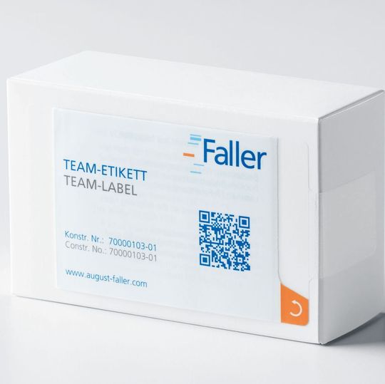 Das Team-Label der August-Faller GmbH ermöglicht die Einsicht in wichtige Informationen des Arzneimittels, ohne die Erstöffnungsgarantie zu zerstören. Das Team-Label der August-Faller GmbH ermöglicht die Einsicht in wichtige Informationen des Arzneimittels, ohne die Erstöffnungsgarantie zu zerstören.